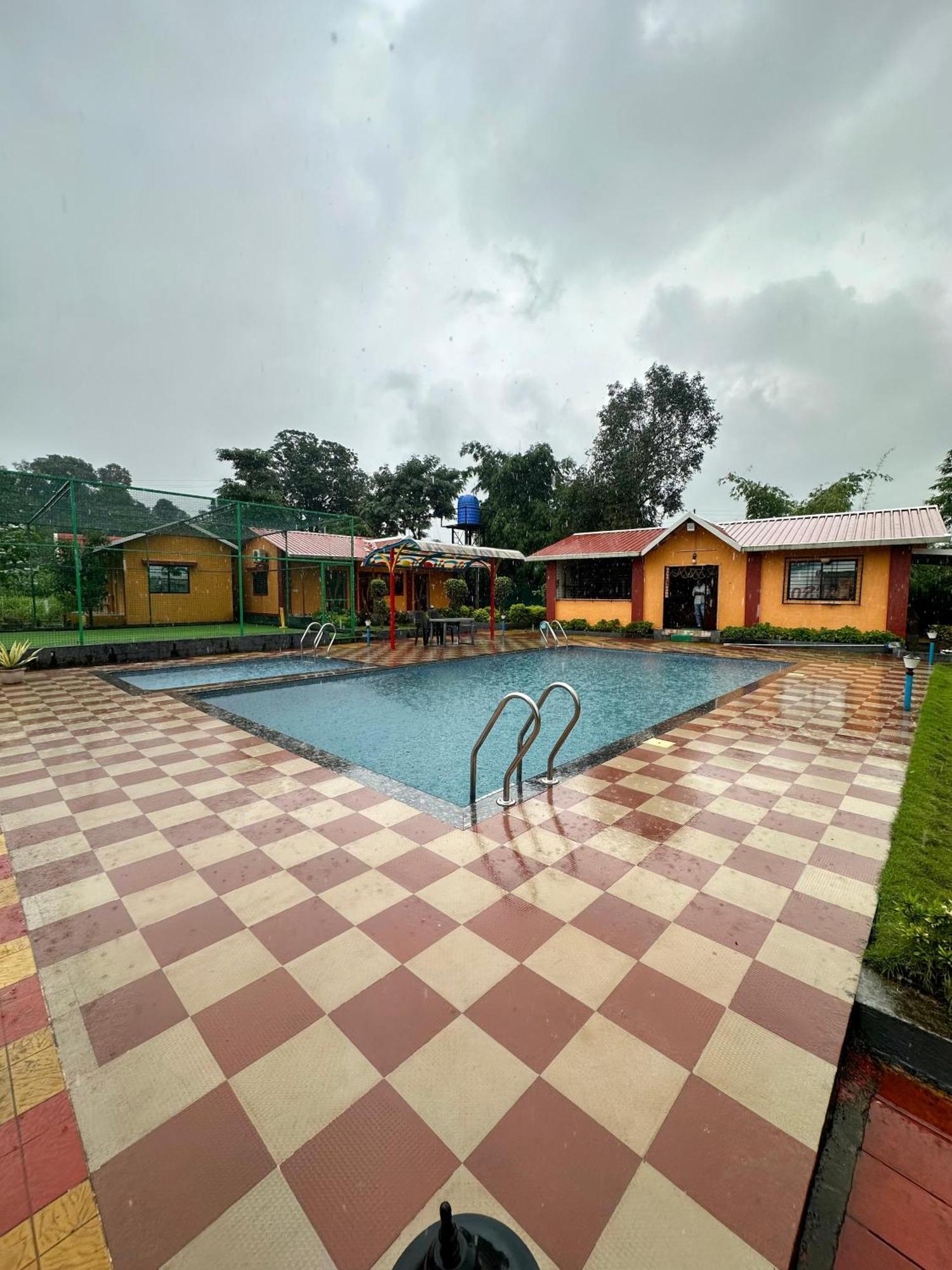 Karjat Ap Resort Екстер'єр фото